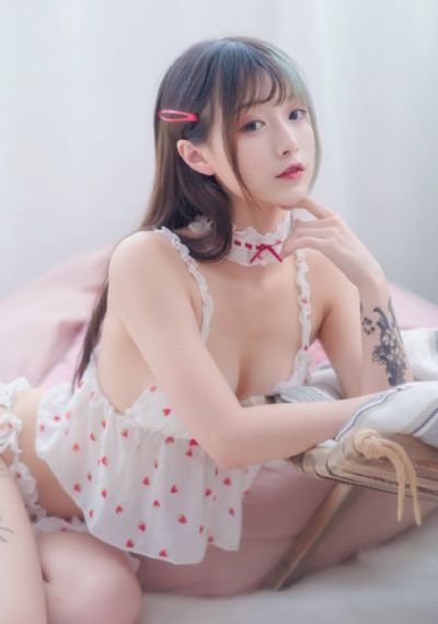 年轻的女邻居hd中字免费观看