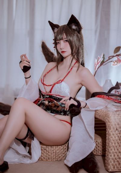 《年轻的小婊孑2》韩剧
